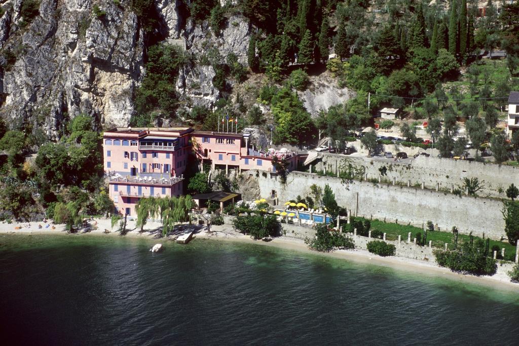 Villa Romantica Hotel Limone sul Garda Exterior photo